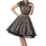 Spitzenkleid mit ausgestelltem Rock