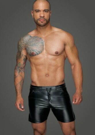 Herrenshorts in Wetlookoptik mit Gummibund