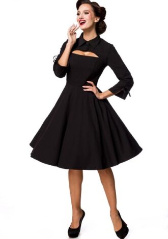 Schwarzes Kleid mit Bolero