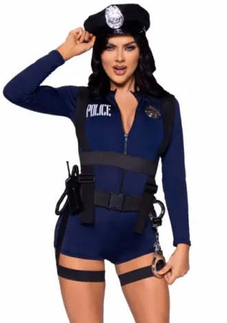 Zügellose Polizistin