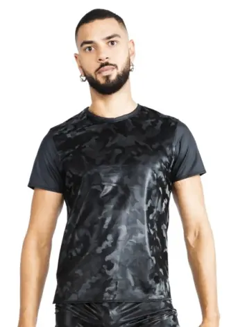 T-Shirt im Camouflage Print